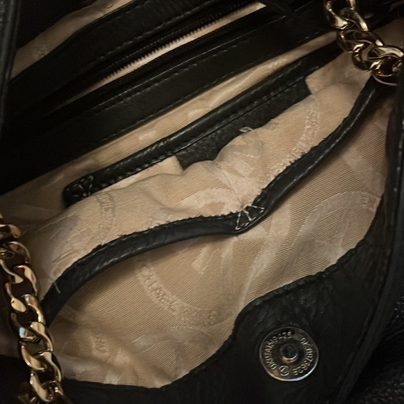 Michael Kors cross-body bag in black - Picture 6 of 8